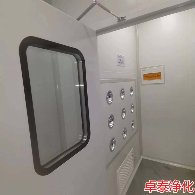 河北光電潔凈室裝修施工現場圖分享，裝修凈化車間找卓泰凈化